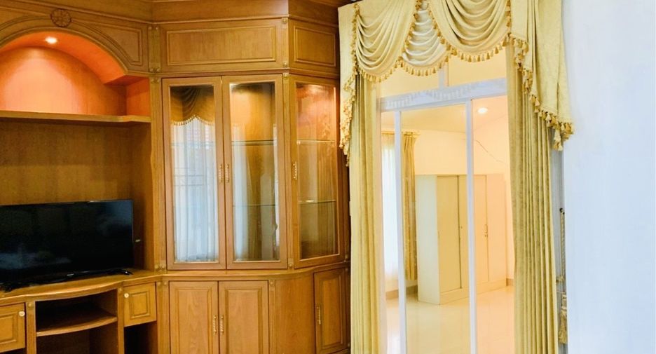 For rent 3 bedrooms house in Bang Lamung, Chonburi