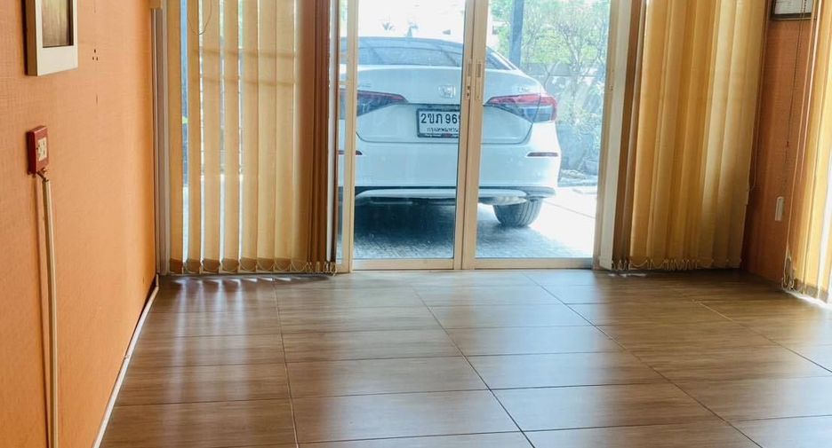 For sale 3 bedrooms house in Sai Mai, Bangkok