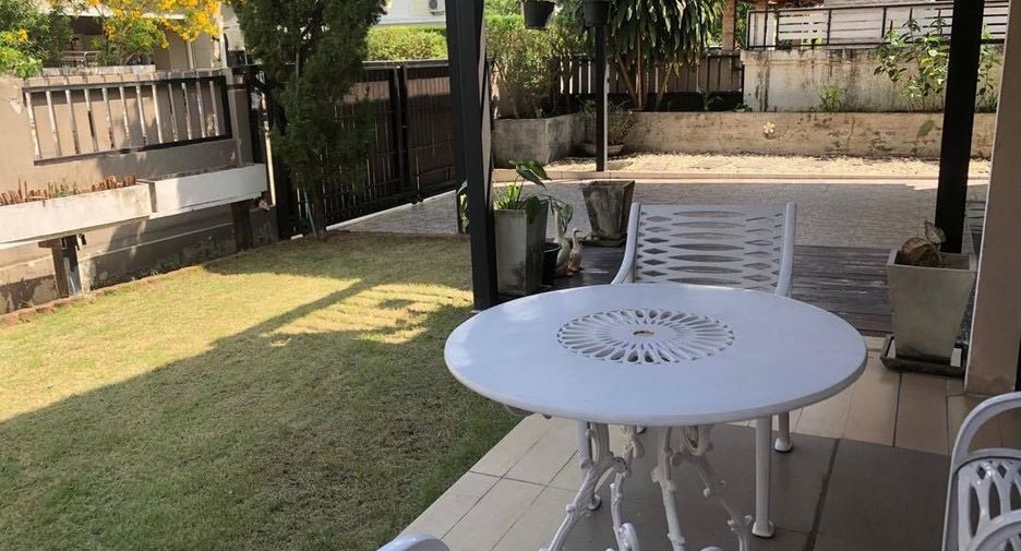 For sale 3 bedrooms house in Sai Mai, Bangkok
