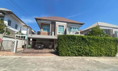 Haus zum Kauf mit 3 Zimmer in Si Racha, Chonburi