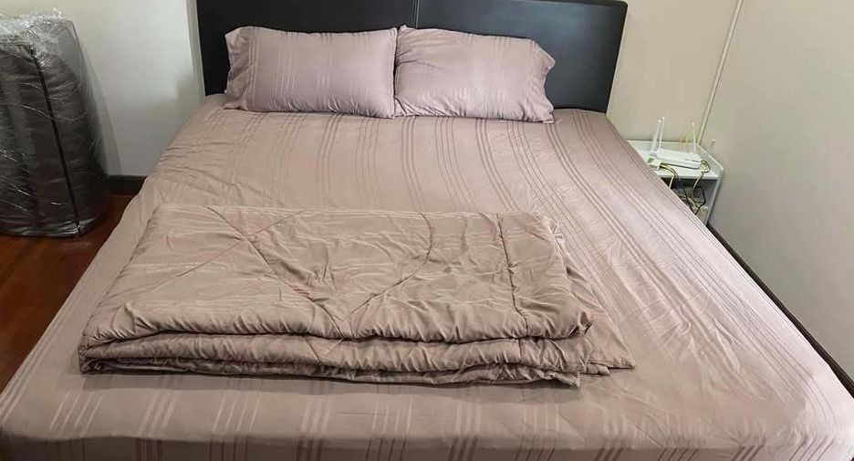 For sale 3 bedrooms house in Si Racha, Chonburi