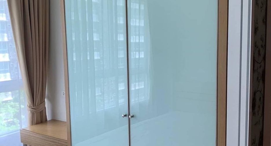 Condo en alquiler de 1 habitaciones en Huai Khwang, Bangkok