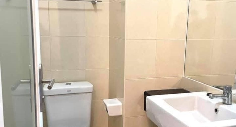 Condo en alquiler de 1 habitaciones en Huai Khwang, Bangkok