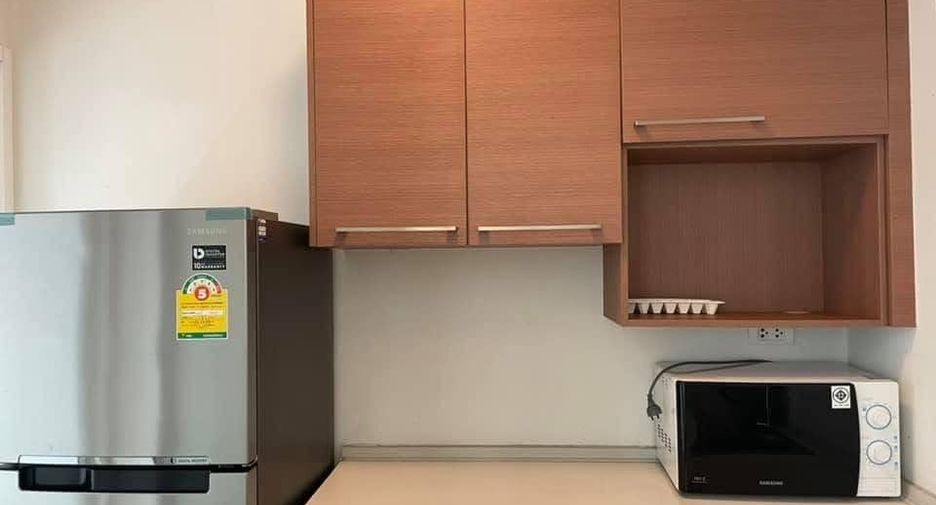 Condo en alquiler de 1 habitaciones en Huai Khwang, Bangkok