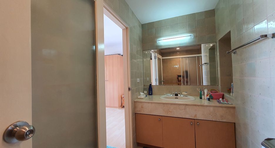 For sale 1 bed condo in Cha Am, Phetchaburi