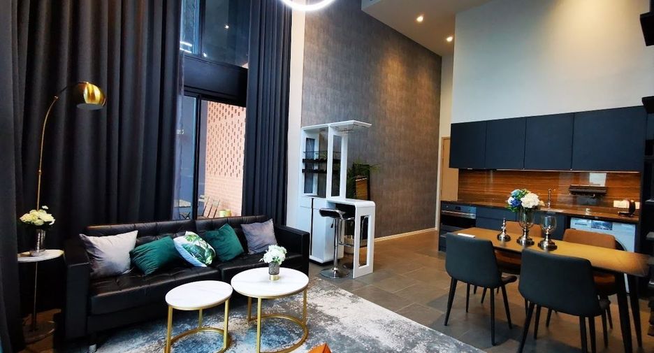 For rent 2 bedrooms condo in Sathon, Bangkok