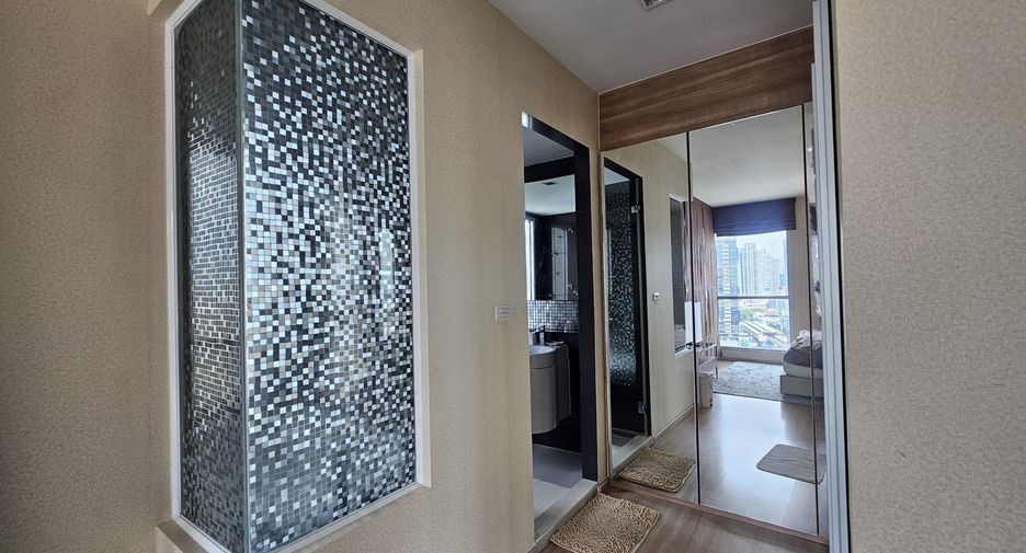For rent 1 bed condo in Sathon, Bangkok