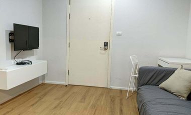Condo en alquiler de 1 habitaciones en Huai Khwang, Bangkok