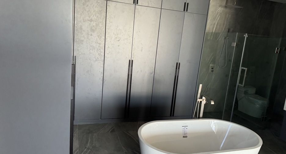 À vendre 6 chambres villa à Bang Lamung, Chonburi