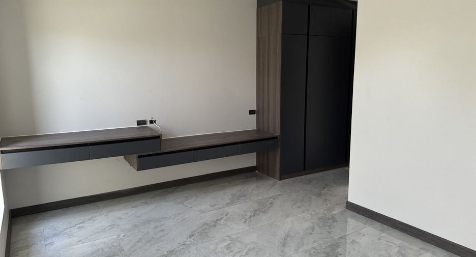 À vendre 6 chambres villa à Bang Lamung, Chonburi
