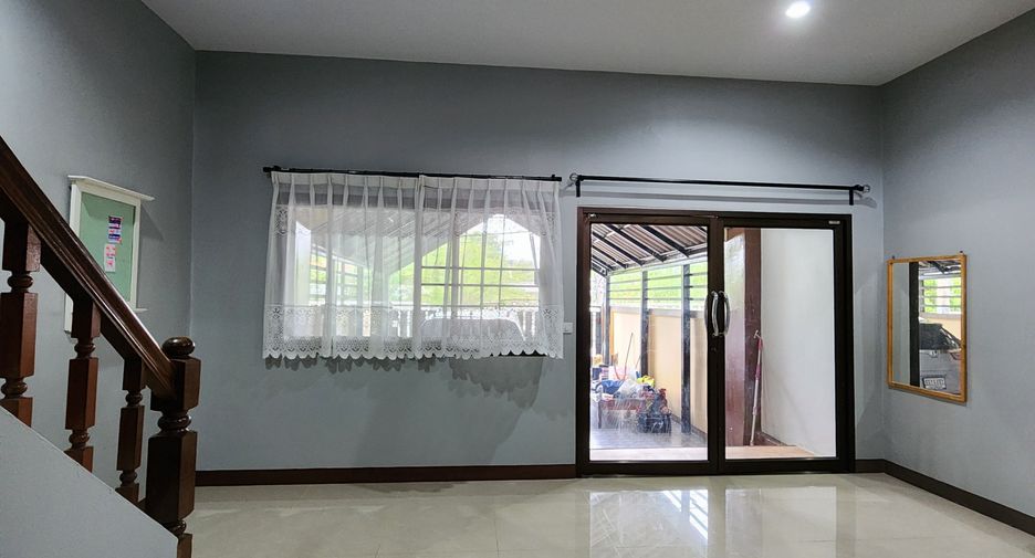 For rent 3 ベッドルーム townhouse in Bueng Kum, Bangkok