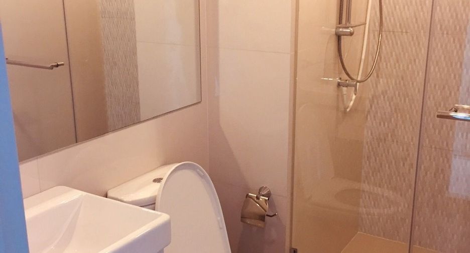 For rent 2 ベッドルーム condo in Khlong Toei, Bangkok