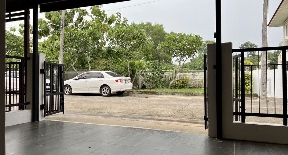 For sale 4 bedrooms house in Thalang, Phuket