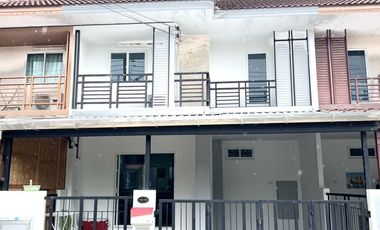 For sale 4 bedrooms house in Thalang, Phuket