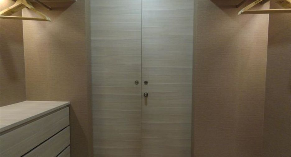 For rent 1 bed condo in Pathum Wan, Bangkok