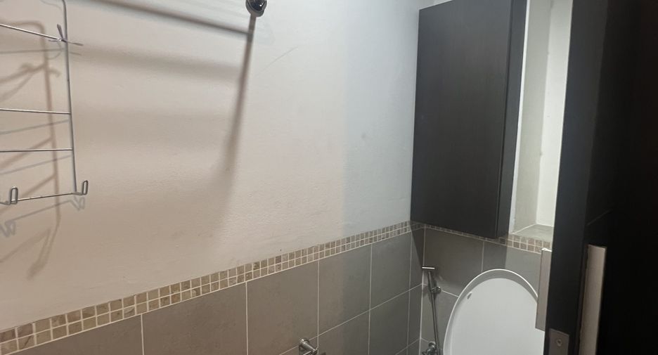 Condo en alquiler de 2 habitaciones en Bang Na, Bangkok