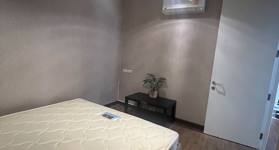 Condo en alquiler de 2 habitaciones en Bang Na, Bangkok