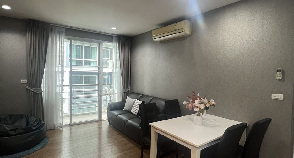 Condo en alquiler de 2 habitaciones en Bang Na, Bangkok