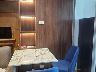 Condo en alquiler de 1 habitaciones en Huai Khwang, Bangkok