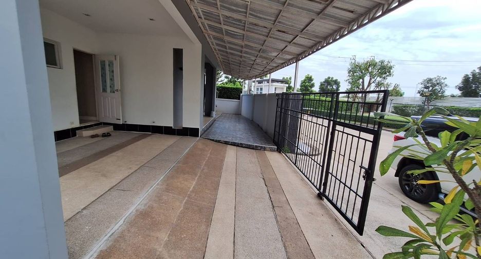 Reihenhaus zum Kauf und zur Miete mit 3 Zimmer in Min Buri, Bangkok