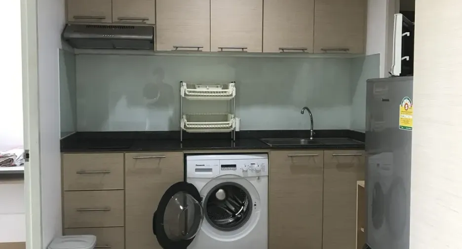 For sale and for rent 1 bed condo in Si Racha, Chonburi