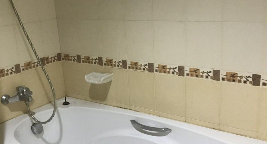 For sale and for rent 1 bed condo in Si Racha, Chonburi