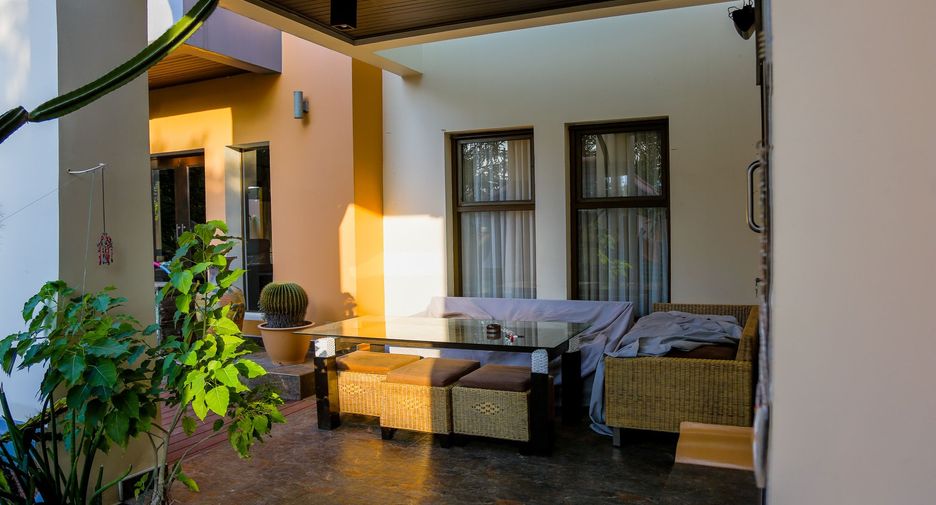 Haus zum Kauf mit 4 Zimmer in Bang Lamung, Chonburi