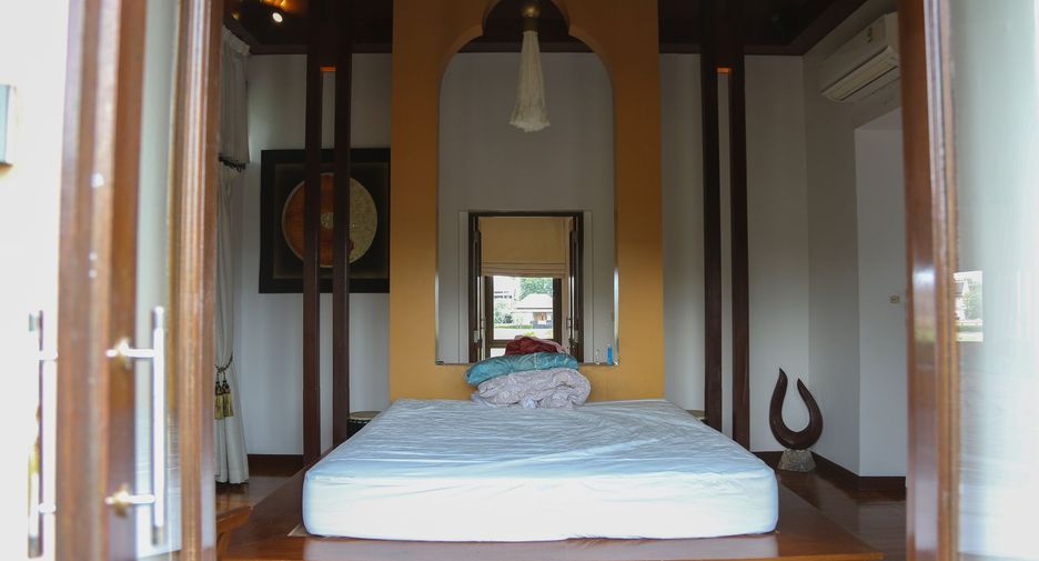 Haus zum Kauf mit 4 Zimmer in Bang Lamung, Chonburi