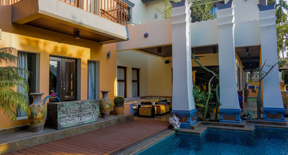 Haus zum Kauf mit 4 Zimmer in Bang Lamung, Chonburi