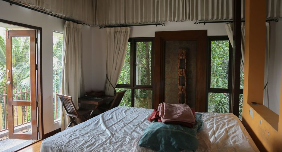 Haus zum Kauf mit 4 Zimmer in Bang Lamung, Chonburi