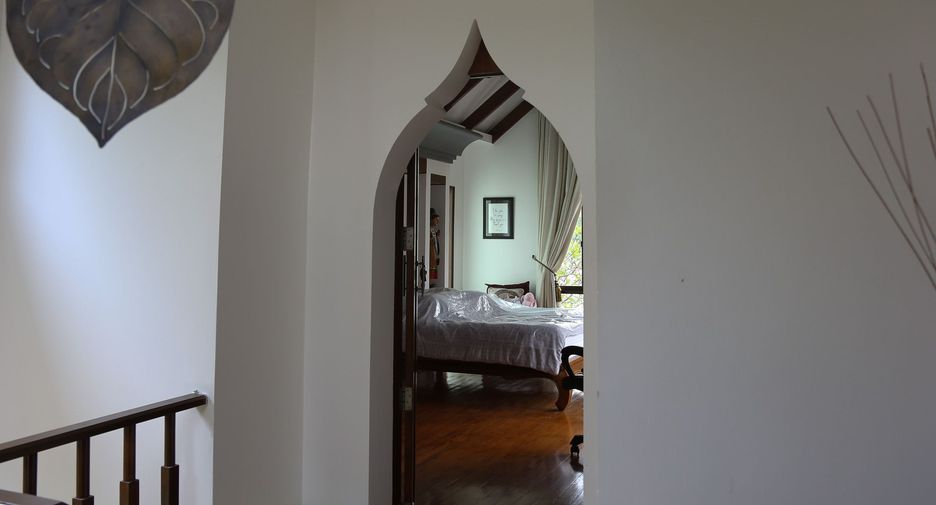 Haus zum Kauf mit 4 Zimmer in Bang Lamung, Chonburi