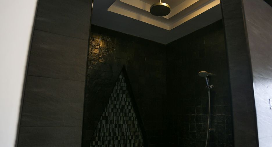 Haus zum Kauf mit 4 Zimmer in Bang Lamung, Chonburi