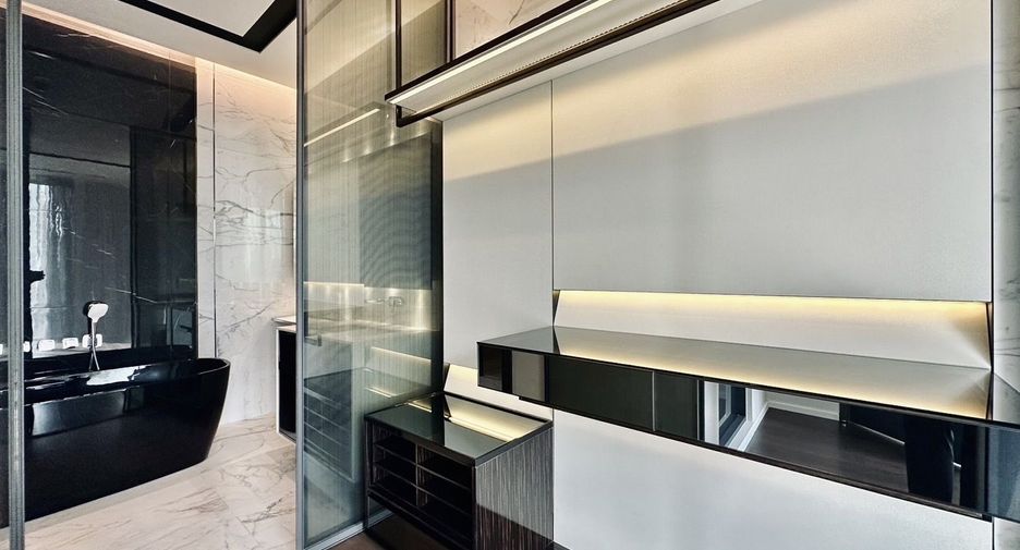 For rent 2 ベッドルーム condo in Watthana, Bangkok