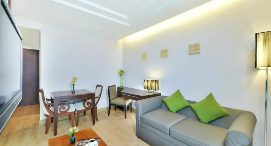For rent 1 bed apartment in Pathum Wan, Bangkok