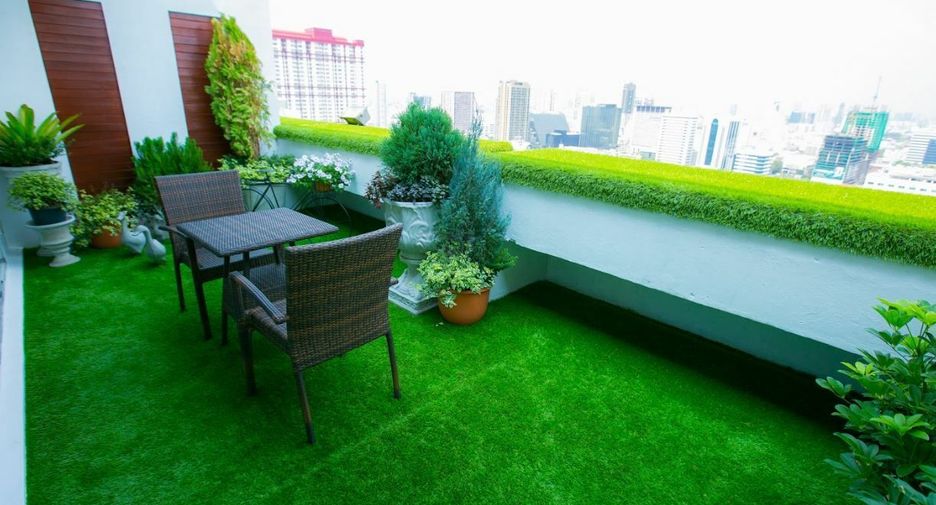 For rent 1 bed apartment in Pathum Wan, Bangkok
