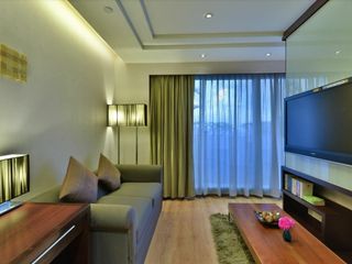 For rent 1 bed apartment in Pathum Wan, Bangkok