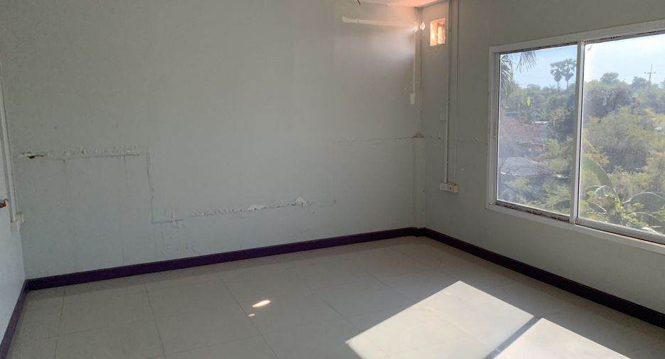For sale retail Space in Bang Lamung, Chonburi