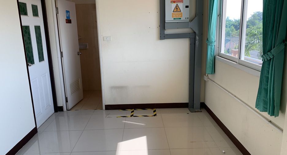 For sale retail Space in Bang Lamung, Chonburi