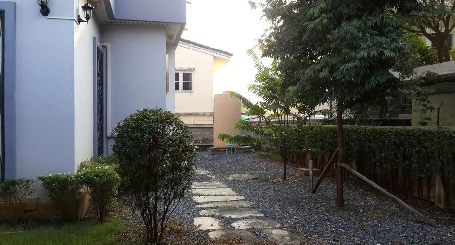 出售 4 卧室 独立屋 在 Don Mueang, 曼谷