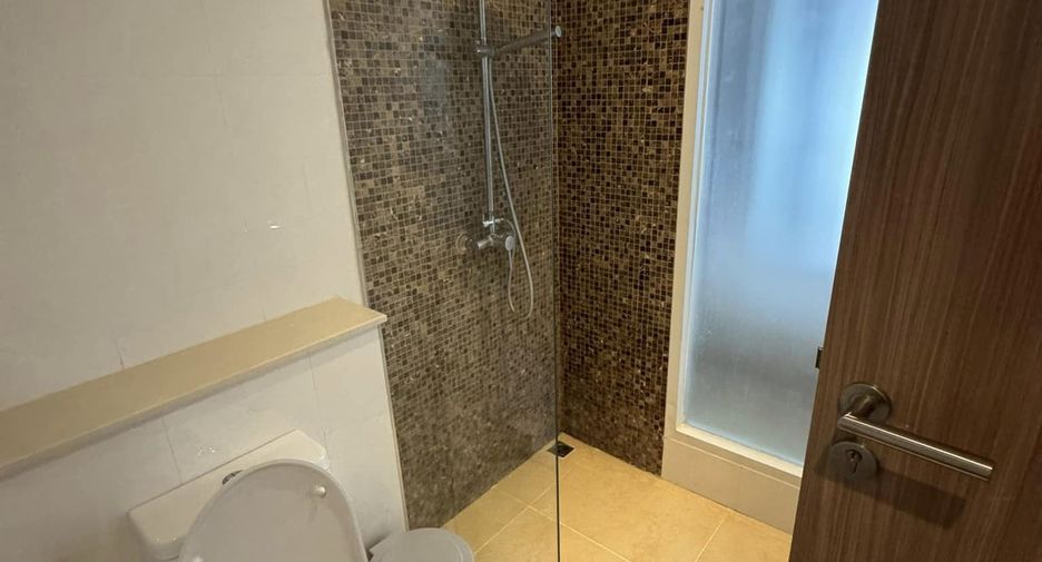 For sale studio condo in Bang Lamung, Chonburi