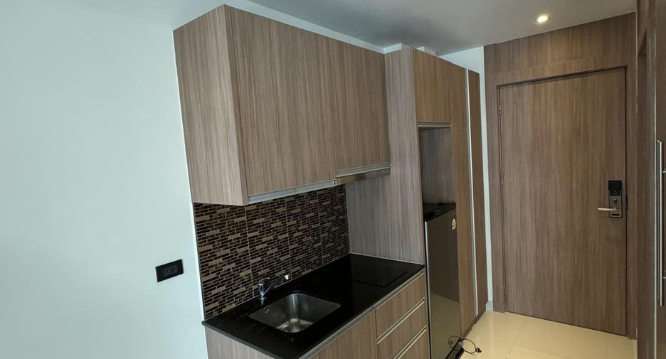 For sale studio condo in Bang Lamung, Chonburi