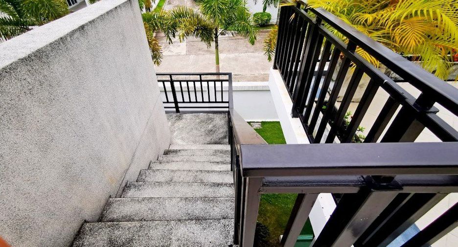 Haus zum Kauf und zur Miete mit 3 Zimmer in Bang Saray, Pattaya