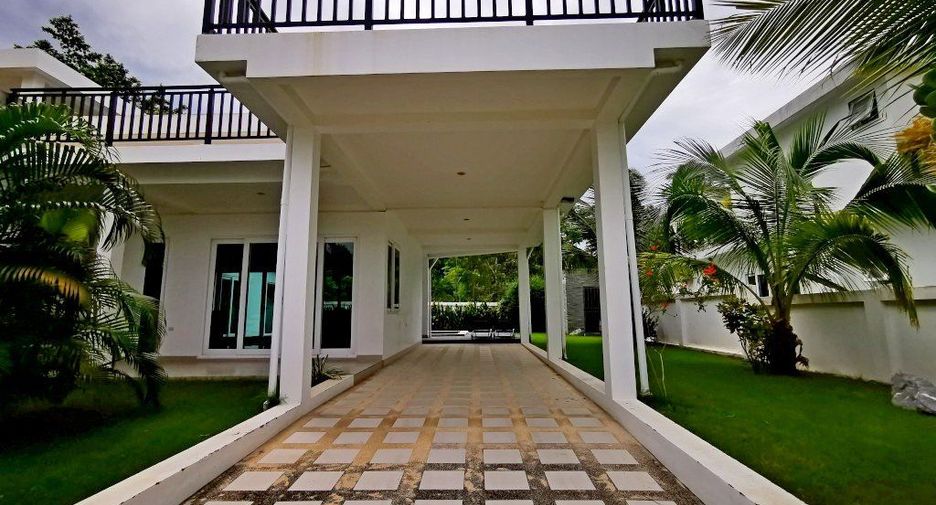 Haus zum Kauf und zur Miete mit 3 Zimmer in Sattahip, Chonburi
