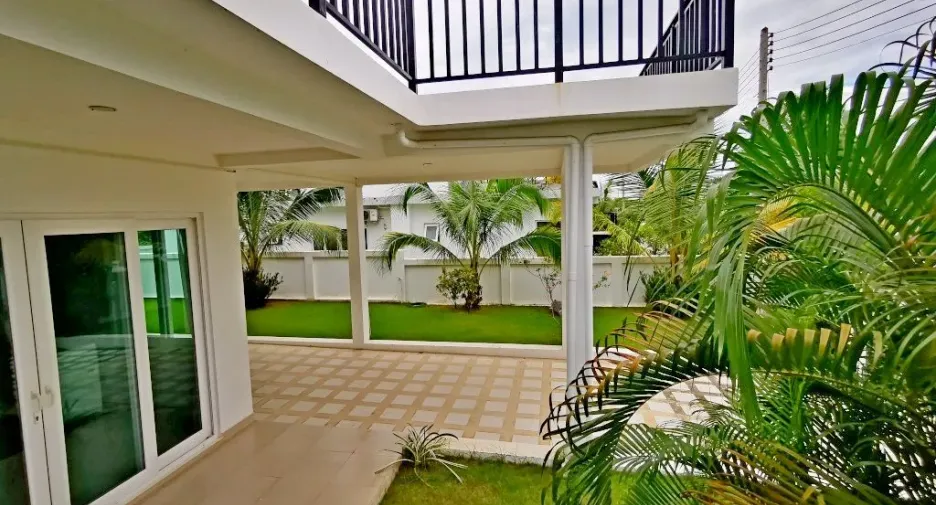 Haus zum Kauf und zur Miete mit 3 Zimmer in Sattahip, Chonburi