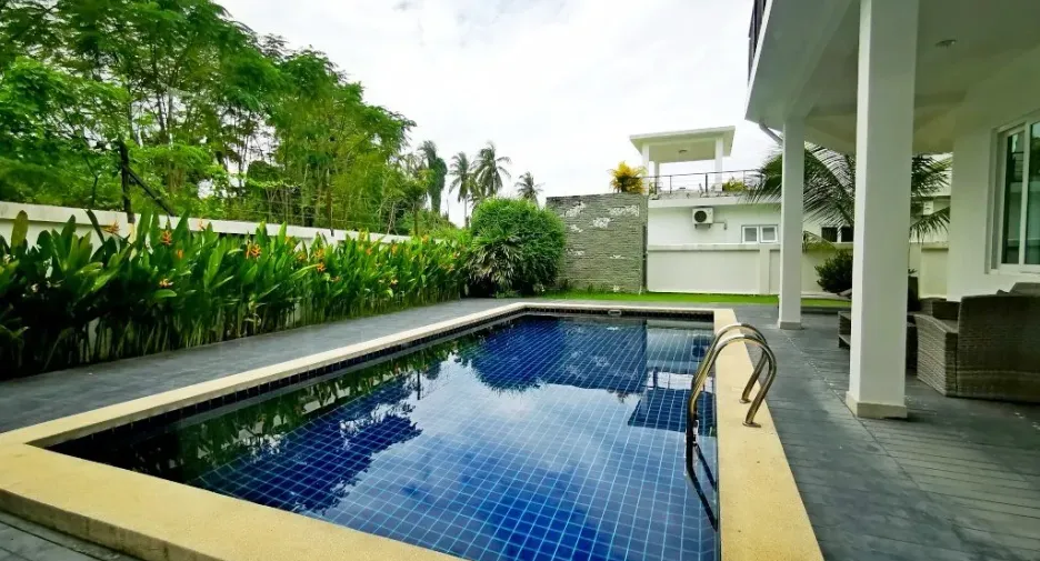 Haus zum Kauf und zur Miete mit 3 Zimmer in Sattahip, Chonburi