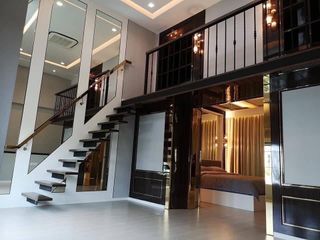 Reihenhaus zum Kauf und zur Miete mit 3 Zimmer in Bang Kapi, Bangkok