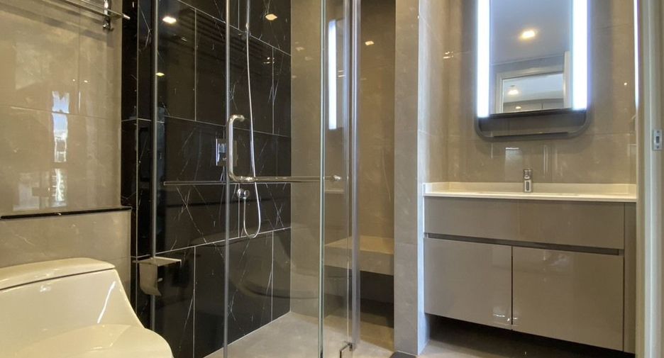 Продажа и аренда 1 кровать кондо в Хуаи Кхщанг, Бангкок