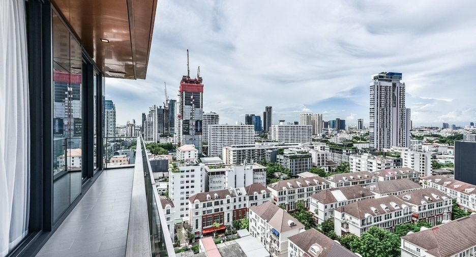 Аренда 2 спальни кондо в Щаттхана, Бангкок