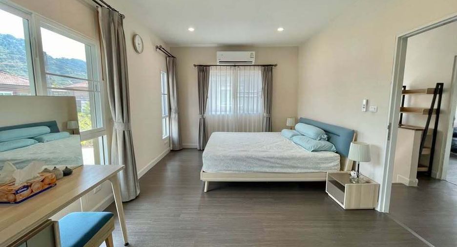 出租 4 卧室 独立屋 在 Phuket Town, 普吉