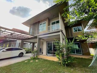 For rent 4 bedrooms house in Mueang Phuket, Phuket